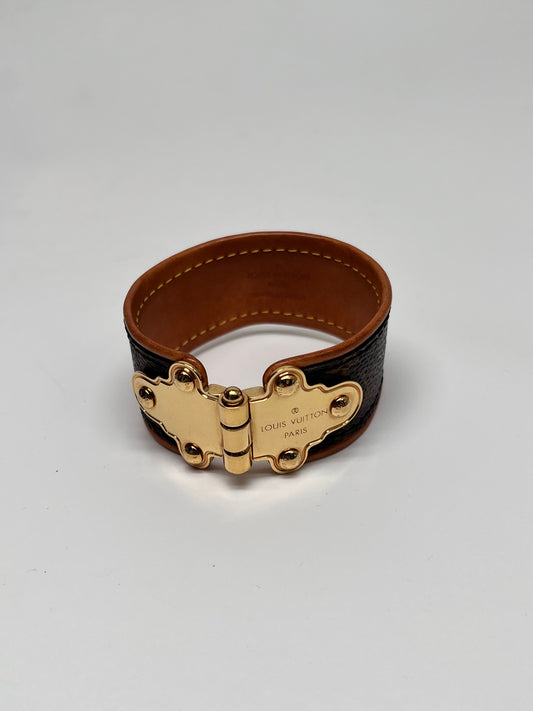 Louis Vuitton Brown Jewelry Save It Bracelet